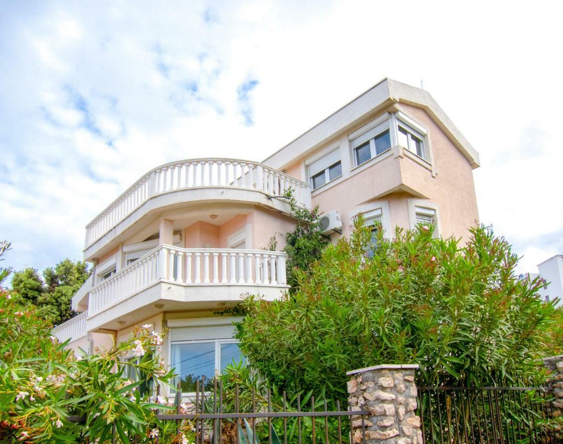 Villa Rossa Utjeha-Bušat Extérieur photo